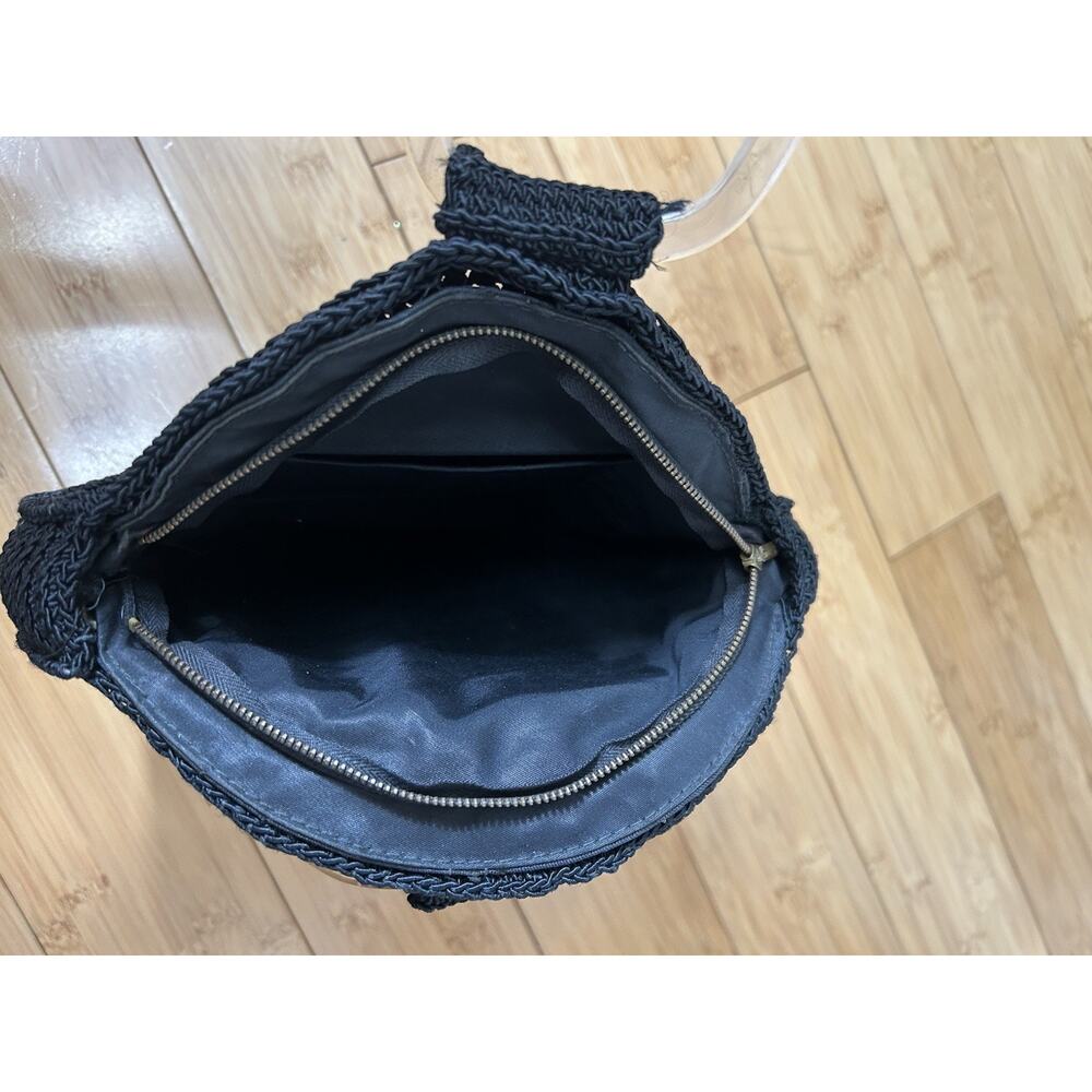 Embroidered Black Round Purse with Lucite Handle & Zipper Contemporary Vintage - Picture 6 of 7